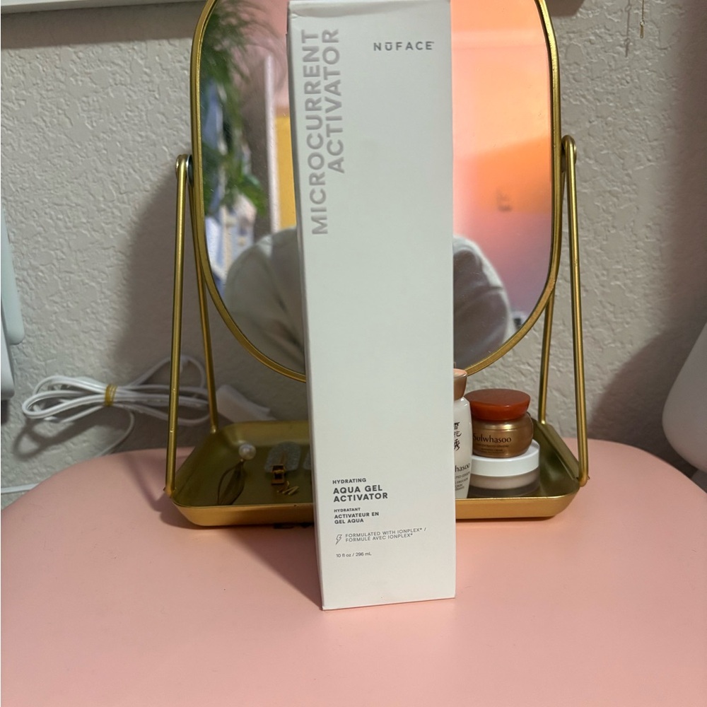 NuFace Microcurrent Activator Aqua Gel - White